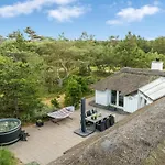 Pihla - 1-1km From The Sea By Interhome