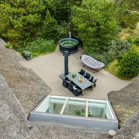 Pihla - 1-1km From The Sea By Interhome *